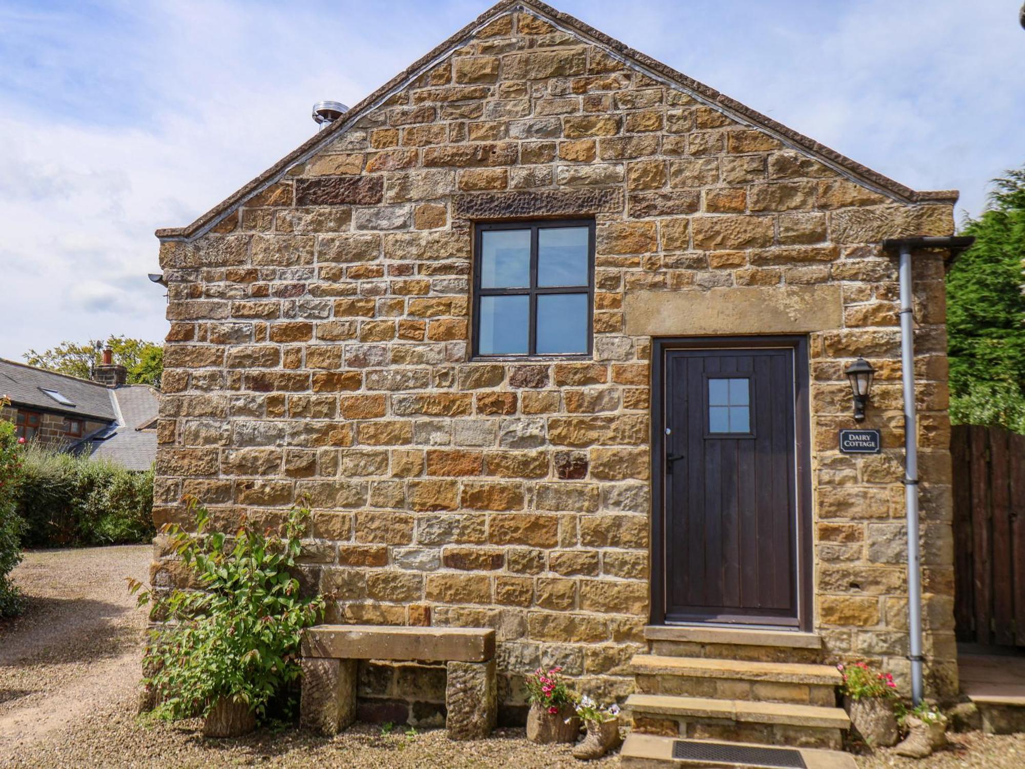Dairy Cottage Staintondale Экстерьер фото