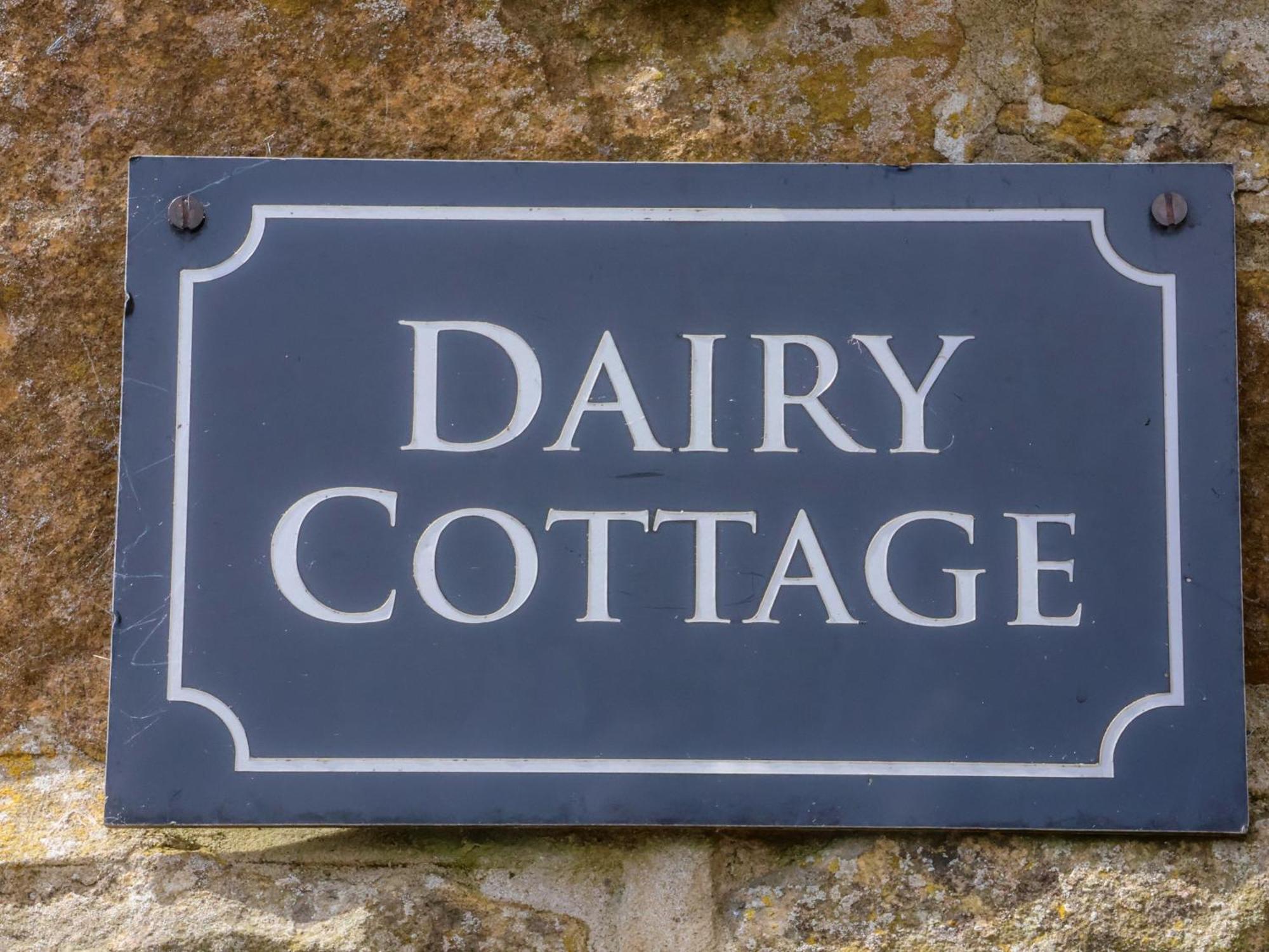Dairy Cottage Staintondale Экстерьер фото